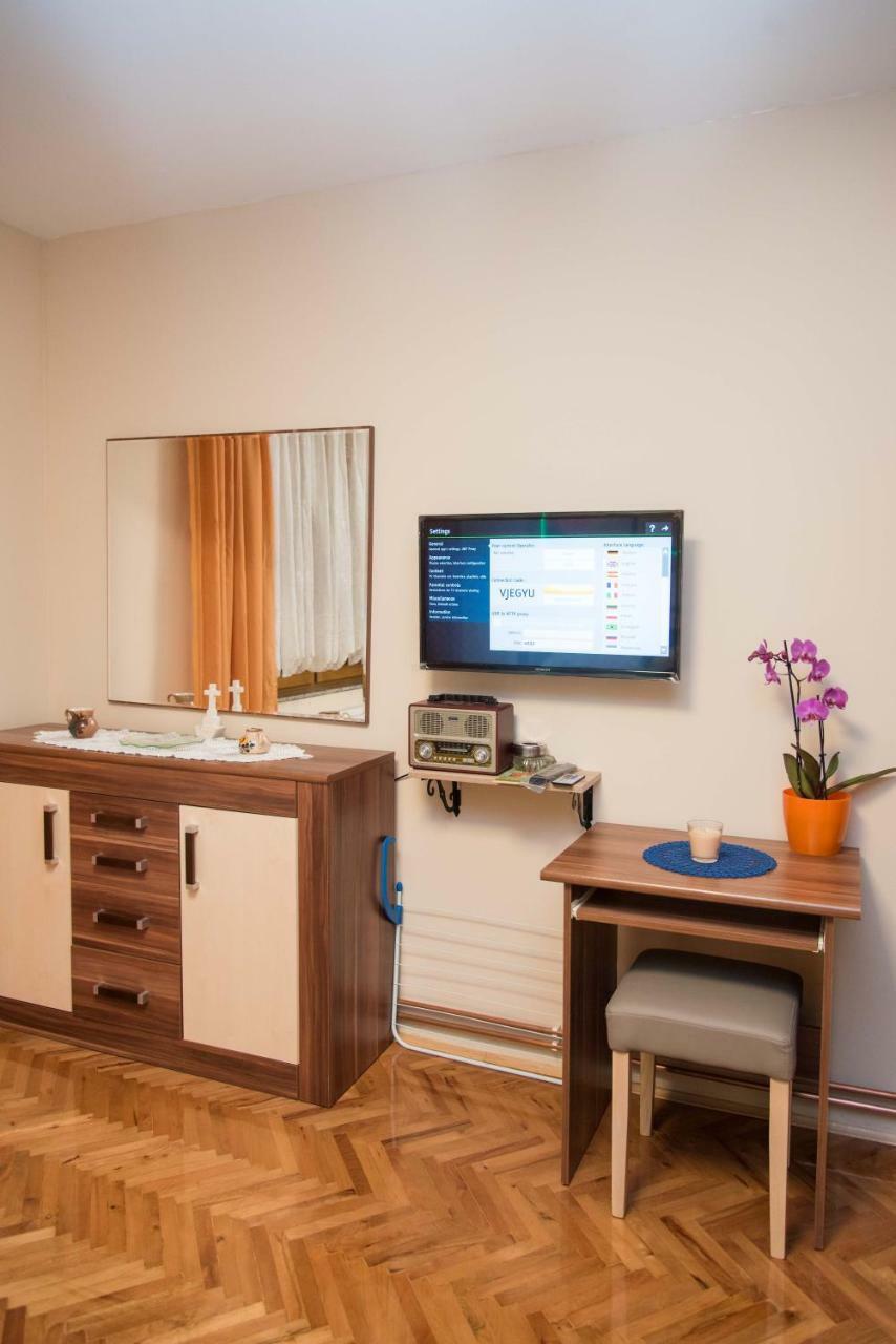 Rooms Vlado Daruvar Exterior photo